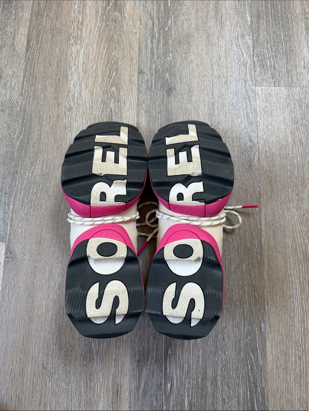 Sorel Light Beige Athletic Sneakers with Pink Soles - Picture 2 of 5